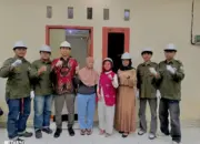 Mahasiswa Teknik Elektro Universitas Teknokrat Indonesia Melaksanakan Pemasangan Instalasi Listrik di Delapan Rumah Warga