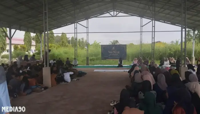 Memperingati Isra Miraj, SMPN 1 Rawajitu Timur Tulang Bawang Adakan Lomba Ceramah untuk Pelajar