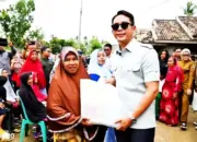 Egi-Syaiful, Bupati dan Wakil Bupati Lampung Selatan Terpilih, Salurkan Bantuan Ketua MPR RI untuk Korban Banjir di Sragi
