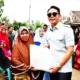 Bupati dan Wakil Bupati Lampung Selatan Terpilih Egi-Syaiful Salurkan Bantuan Ketua MPR RI untuk Korban Banjir di Sragi