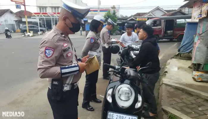 Selama Dua Pekan Operasi Keselamatan, Polda Lampung Berikan Sanksi Tegas kepada 33 Ribu Pelanggar Lalu Lintas dan 586 Pengendara Dikenai Tilang