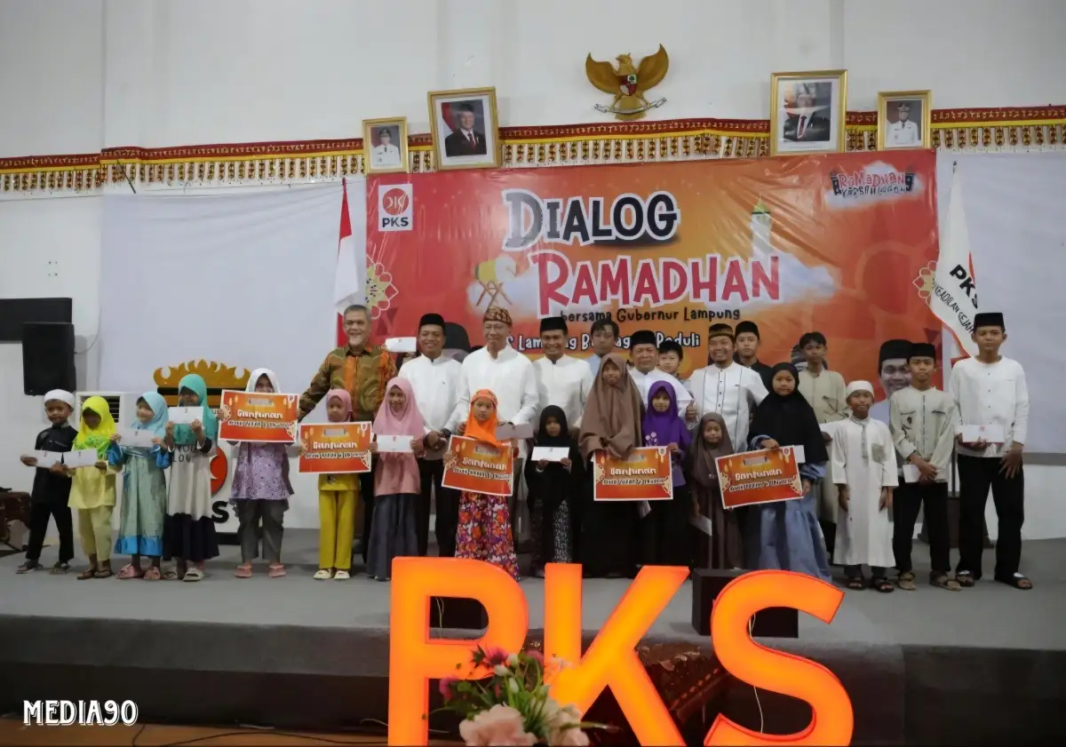 Buka Puasa Bersama PKS Lampung, Gubernur Mirza Ajak Perkuat Ukhuwah dan Kebersamaan Bangun Daerah