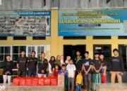 Kepedulian di Bulan Ramadhan, Yayasan Alfian Husin dan Sedulur Mirza Sebarkan Nasi Kotak bagi Panti Asuhan serta Warga Bandar Lampung