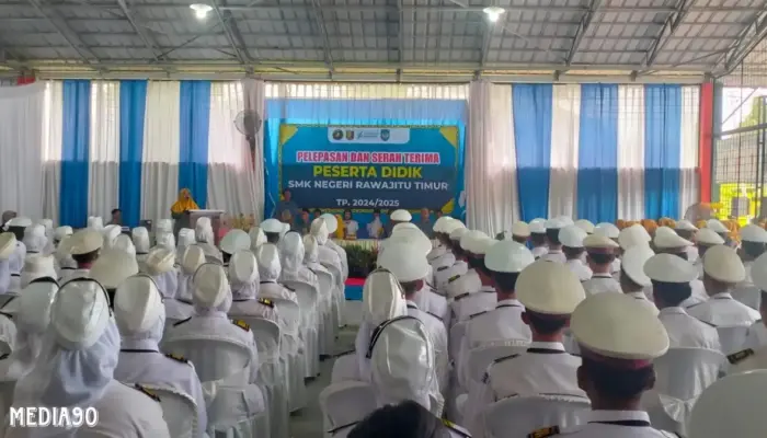 185 Siswa Kelas XII SMKN Rawajitu Timur Tulang Bawang Resmi Dilepas, Ini Pesan Penting dari Kepala Sekolah