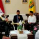 Safari Ramadan ke Lampung, Imam Besar Masjidil Haram Syaikh Abdurrahman Al-Ausy Tamu Pertama Gubernur Mirza