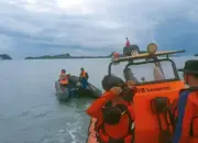 Tim SAR Masih Cari Penumpang KMP Mufidah yang Diduga Terjun ke Laut Bakauheni