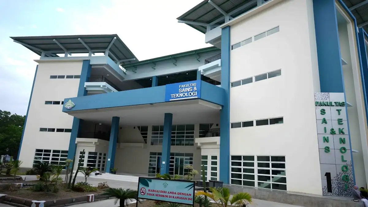 Dua Mahasiswa Sistem Informasi UIN Raden Intan Lampung Terpilih Jadi Google Student Ambassador 2025