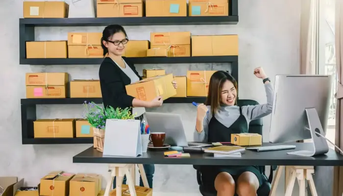 Agar Paket Tidak Tertahan di Bea Cukai: Pahami Barang yang Dibatasi & Pilih Alternatif Aman Pengiriman Luar Negeri