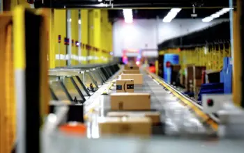 Amazon Rombak Struktur, PHK 30.000 Pegawai Akibat Otomatisasi dan AI