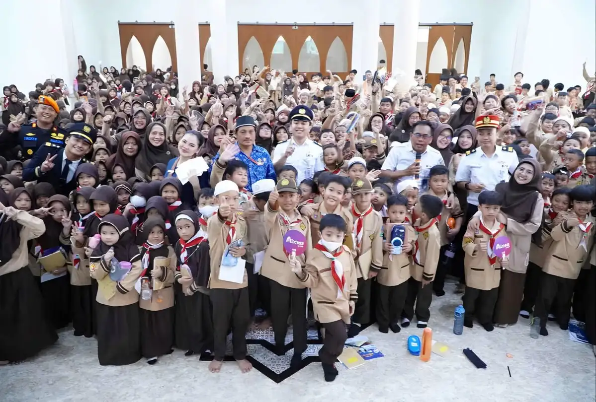 Anak-Anak Belajar Dunia Perkeretaapian Lewat Program “KAI Goes to School – Edutrain” dari KAI Daop 1 Jakarta