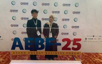 Dua Mahasiswa Unila Wakili Indonesia di AICEE KTT ASEAN 2025, Paparkan Riset Soal Transisi Energi Inklusif 7 Bangga! Dua Mahasiswa Universitas Lampung Jadi Delegasi Indonesia di AICEE ASEAN Summit 2025