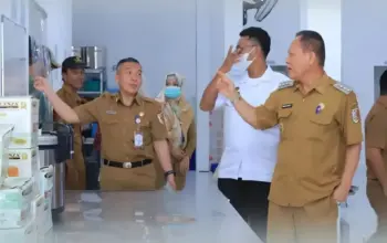 Bupati Tulang Bawang Pantau Program Makan Gizi Gratis dan Pelayanan Kesehatan di Dente Teladas