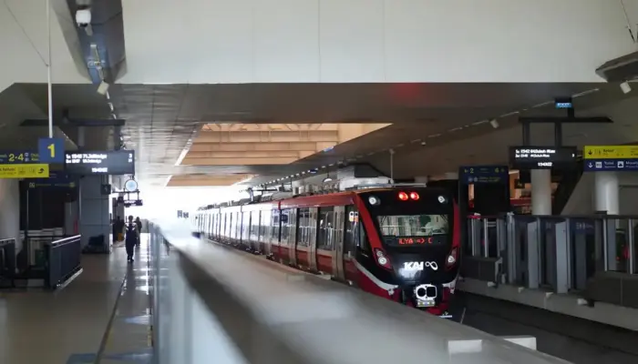 CSI LRT Jabodebek Semester I 2025 Tembus 4,63, Bukti Kepercayaan Masyarakat Meningkat