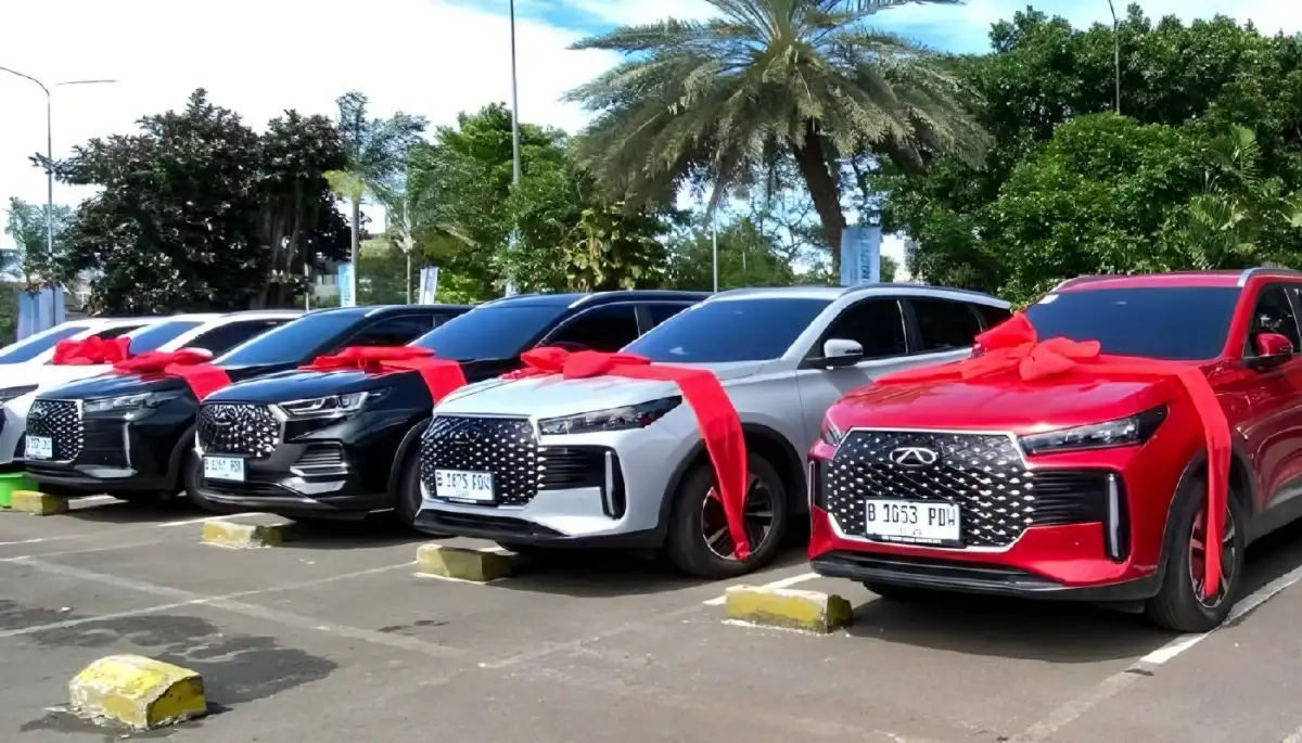 Chery Resmi Serahkan 1.000 Unit Tiggo Cross CSH Hybrid ke Konsumen Indonesia