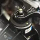 Ciri-Ciri Engine Mounting Mobil Rusak dan Perkiraan Harganya