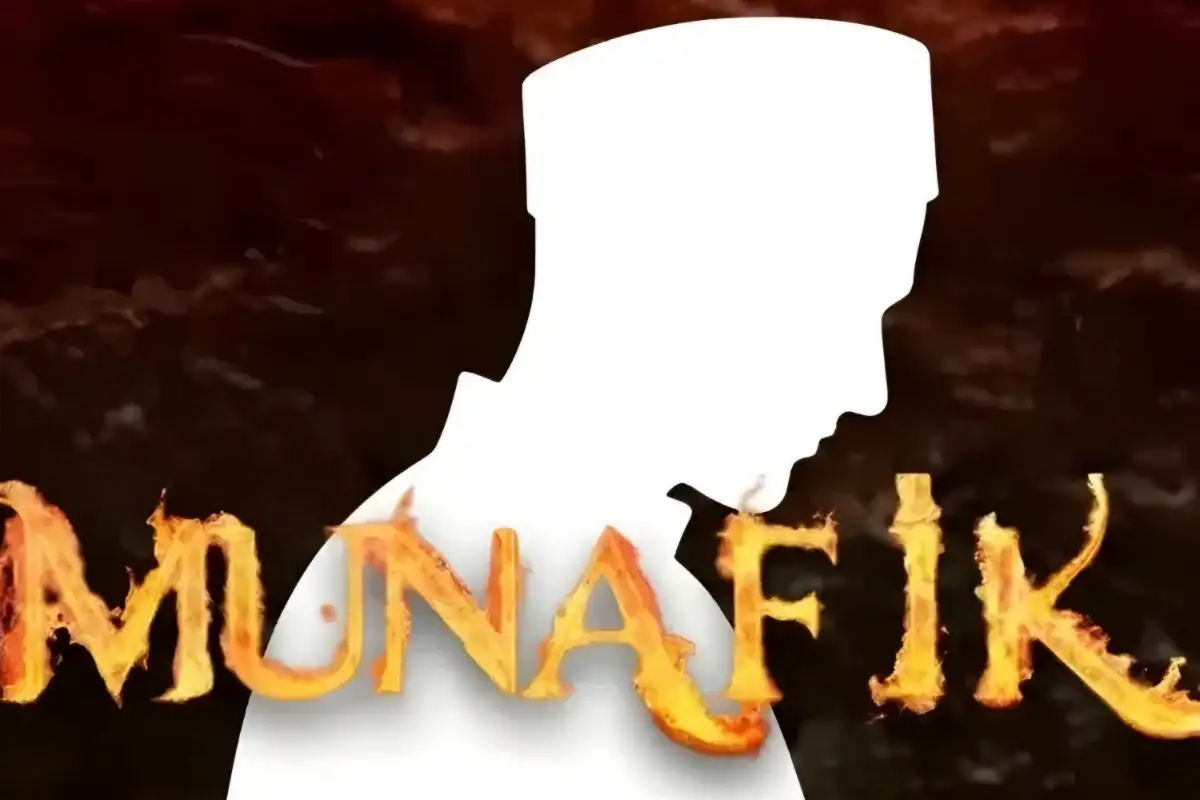 Film Horor Legendaris Malaysia ‘Munafik’ Akan Dibuat Ulang Versi Indonesia, Siap Tayang 2026 1 Film Horor Malaysia “Munafik” Akan Dibuat Ulang di Indonesia, Siap Tayang 2026!