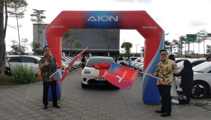 GAC Indonesia Resmi Serahkan Aion UT ke Konsumen, Janji Tepat Waktu Terpenuhi