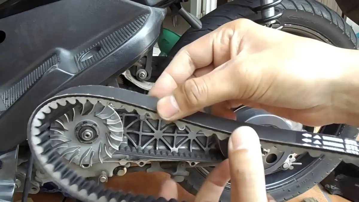 Ganti V-Belt Motor Matic, Kapan Waktunya? Simak Penjelasan Lengkap!