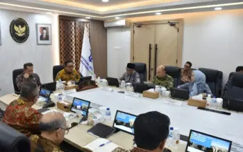 Gubernur Lampung Bahas Percepatan Investasi Bioetanol dengan Dua Kementerian di Jakarta 9 Gubernur Lampung Bahas Percepatan Investasi Bioethanol dengan Wamen Investasi dan Menteri Koperasi