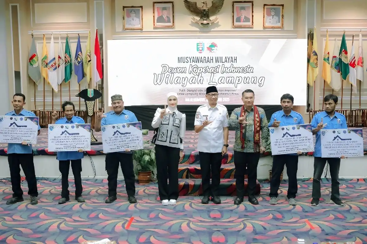 Gubernur Mirza Ajak Koperasi Lampung Jadi Motor Penggerak Ekonomi Rakyat di Muswil Dekopin