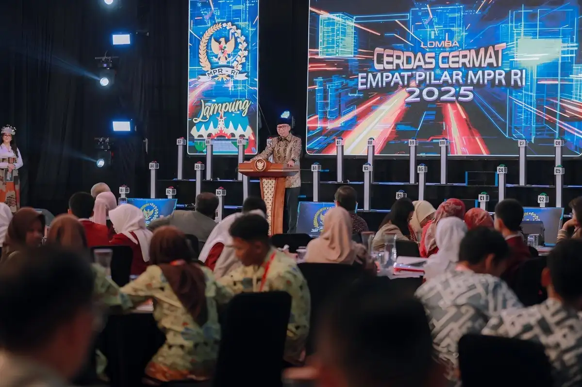 Gubernur Mirza Ajak Pelajar Lampung Tumbuhkan Semangat Kebangsaan Lewat Lomba Cerdas Cermat MPR RI