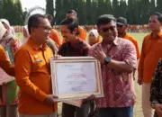 Hari Statistik Nasional 2025, KAI Divre IV Tanjungkarang Terima Piagam Penghargaan dari BPS