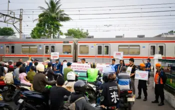 KAI Daop 1 Jakarta Tingkatkan Sosialisasi Keselamatan di Perlintasan Sebidang