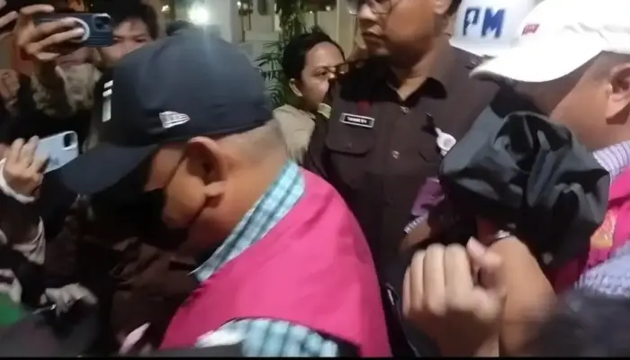 Kejati Lampung Tahan Mantan Bupati Pesawaran Terkait Dugaan Korupsi Proyek SPAM Rp8 Miliar