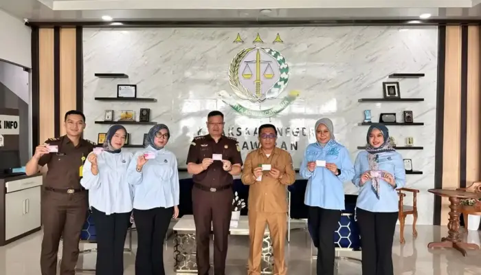 Kejari Pesawaran Bagikan 1.309 KIA untuk Lindungi Hak Anak