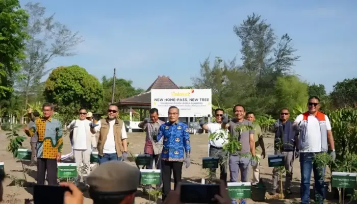Linknet Dorong Penghijauan di Jateng dan DIY Lewat Program New Home-Pass, New Tree