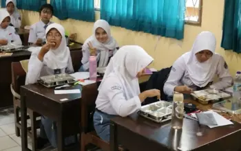 MBG Cerminkan Keberhasilan Satu Tahun Pemerintahan Prabowo–Gibran