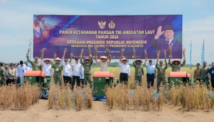 Menhan Dorong Lampung Jadi Pusat Swasembada Kedelai Nasional, Panen Perdana Capai 4 Ton per Hektare