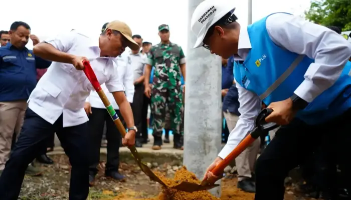 PLN dan Kementerian ESDM Targetkan 1.285 Desa Terang di 2025 Lewat Program Listrik Desa