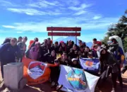 Pendaki BRIPALA DKI Jelajahi Keindahan Gunung Prau dari Jakarta ke Dieng