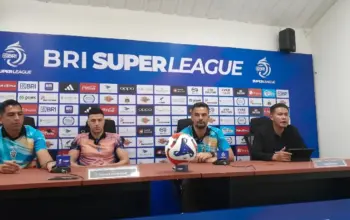 Persita Tangerang Tegaskan Bukan Underdog, Siap Tempur Hadapi Bhayangkara Presisi Lampung FC 3 Persita Tangerang Tegaskan Bukan Underdog, Siap Tempur Hadapi Bhayangkara Lampung FC