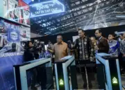 Bank Indonesia Luncurkan QRIS Tap In & Out, Bayar Transportasi Umum Cukup Tempel Smartphone 10 QRIS Tap In & Out Hadir: Bayar KRL, MRT, LRT, dan TransJakarta Sekali Tap