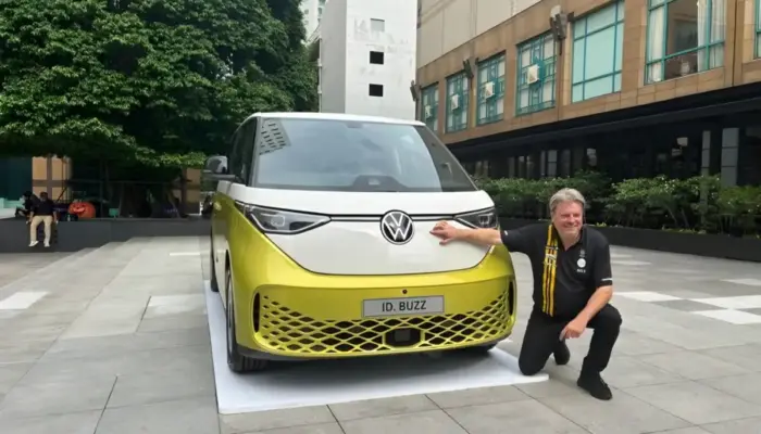 Rainer Zietlow Kembali Ekspedisi di Indonesia, Andalkan Mobil Listrik VW ID. Buzz