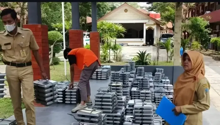 Ratusan Siswa SMPN 8 Salatiga Dilaporkan Keracunan Diduga Usai Konsumsi Makanan MBG