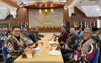 Sekdaprov Lampung Ikuti Retreat Nasional Sekda, Kemendagri Dorong Penguatan Sinergi Pusat–Daerah 3 Sekdaprov Lampung Hadiri Retreat Nasional Sekda, Kemendagri Tekankan Sinergi Pusat–Daerah