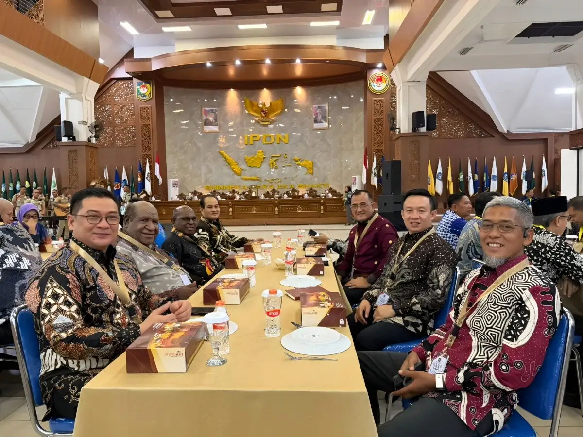 Sekdaprov Lampung Ikuti Retreat Nasional Sekda, Kemendagri Dorong Penguatan Sinergi Pusat–Daerah 1 Sekdaprov Lampung Hadiri Retreat Nasional Sekda, Kemendagri Tekankan Sinergi Pusat–Daerah