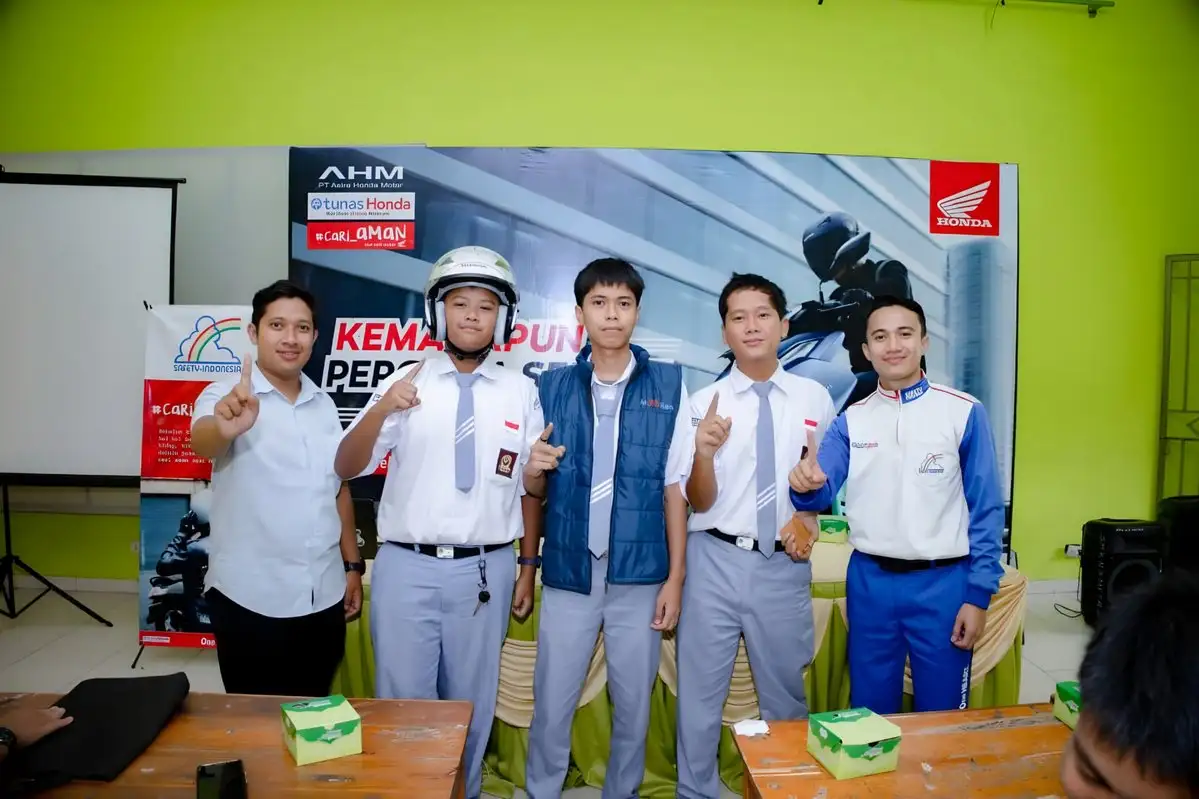 TDM Lampung Sosialisasikan Keselamatan Berkendara kepada Pelajar SMKN 3 Metro