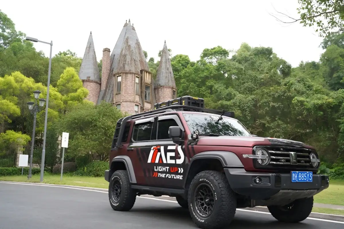 AES Resmi Masuk Indonesia Lewat BullAES, Hadirkan Solusi Pencahayaan Berkendara yang Lebih Aman