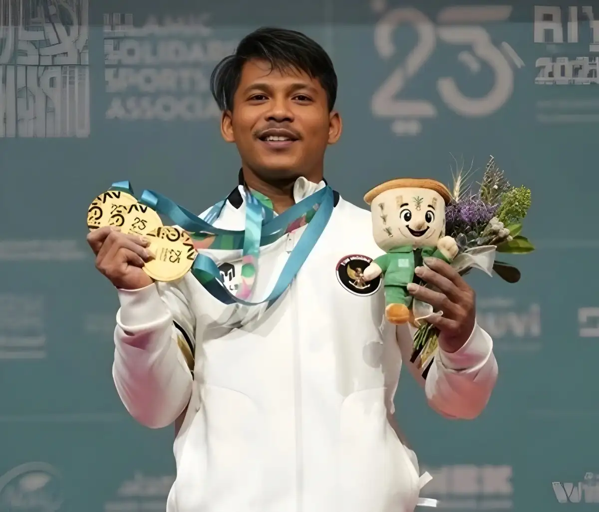 Atlet Angkat Besi Pringsewu Lampung Sabet Tiga Emas di ISG 2025, Arab Saudi