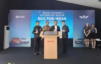 BAIC Resmikan Diler ke-15 di Jakarta Barat, Tawarkan Promo Spesial dan Hadiah Menarik 4 BAIC Resmikan Diler ke-15 di Jakarta Barat, Hadirkan Promo Menarik dan Hadiah Langsung