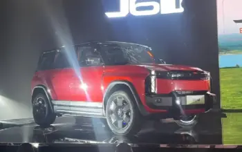 Chery Perkenalkan Varian Baru J6T, Resmi Meluncur di GJAW 2025