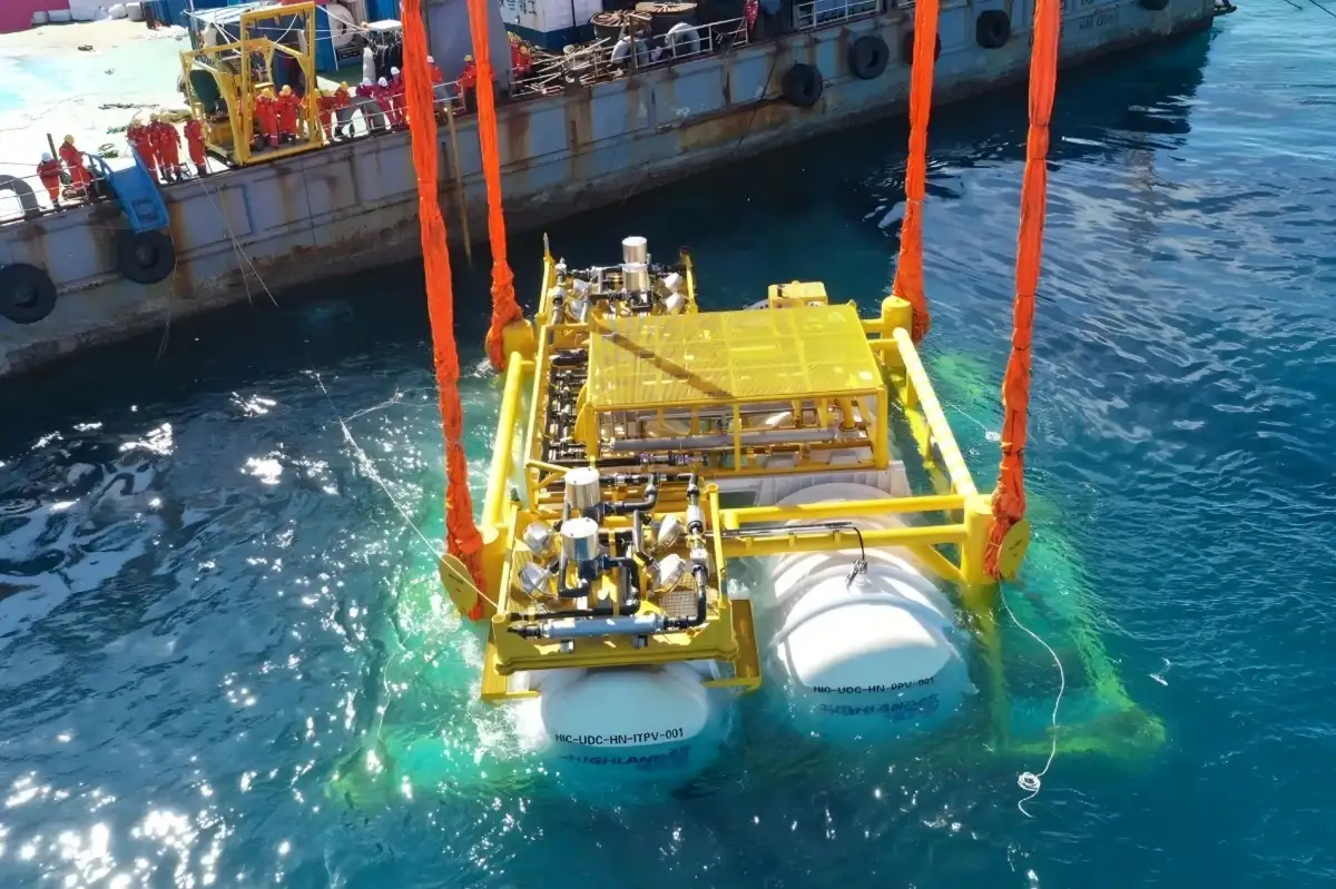 China Kalahkan Microsoft, Jadi Negara Pertama yang Operasikan Data Center Bawah Laut