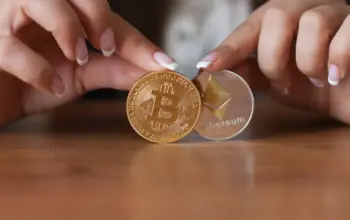 DL Mining Tawarkan Solusi Cloud Mining Berbasis AI, Mudahkan Pemula Raih Keuntungan dari Bitcoin dan XRP 3 DL Mining Hadirkan Cloud Mining BTC & XRP Berbasis AI, Tawarkan Keuntungan Menarik untuk Pemula