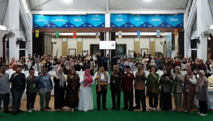 Polinela Tegaskan Budaya Riset sebagai Pilar Kemajuan Pendidikan Vokasi dalam Studium Generale 2025