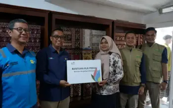 PLN Lampung Salurkan Bantuan ke UMKM Qinan Tapis untuk Dorong Pelestarian Wastra dan Penguatan Ekonomi Lokal 8 Dukung Pelestarian Wastra Lampung, PLN Bantu Peralatan Baru untuk UMKM Qinan Tapis Pringsewu