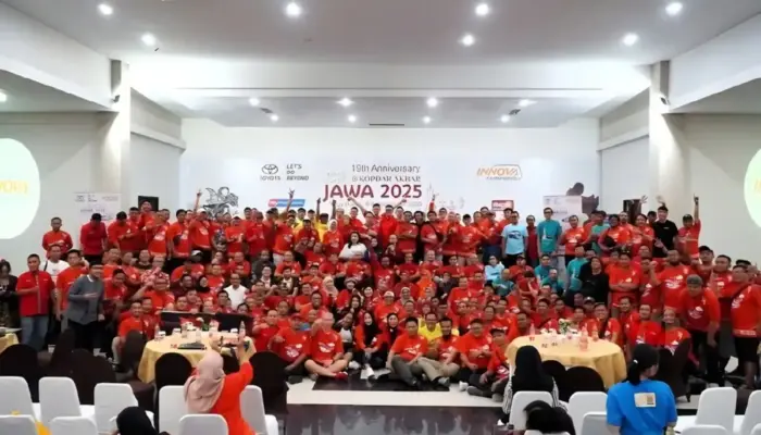 Innova Community Rayakan HUT ke-19, Adu Irit Zenix Hybrid Jadi Magnet Acara